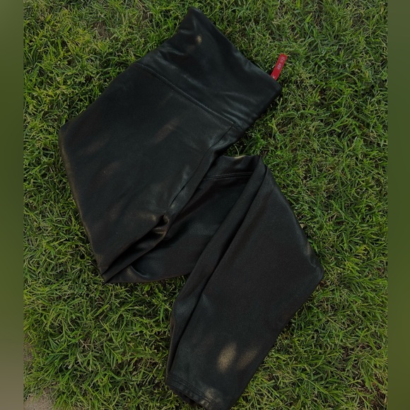 SPANX Leather Black Leggings Size XL - Picture 6 of 8